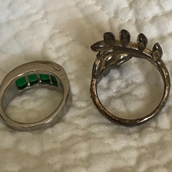 Set of 2 Rings - leaves and green stones - Picture 7 of 10